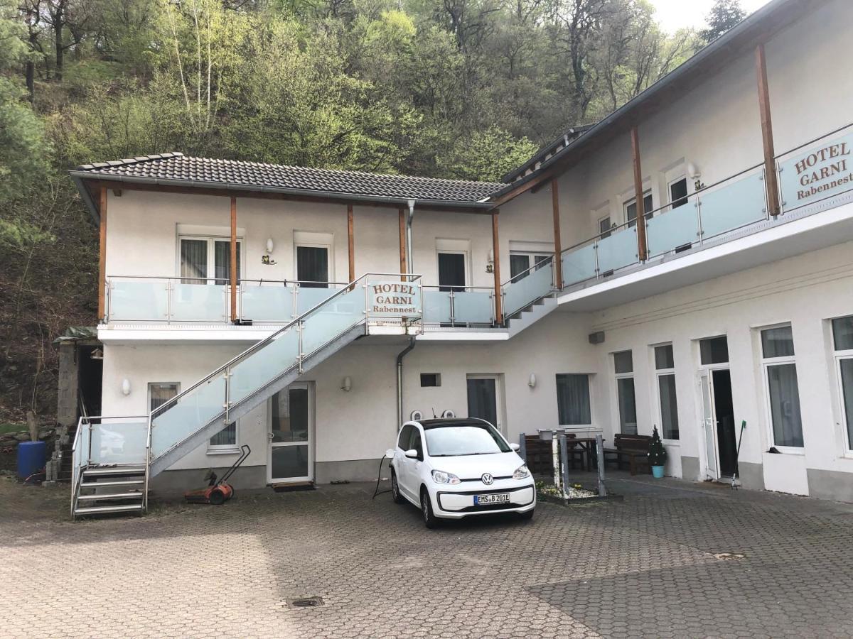Hotel Garni Rabennest Браубах Экстерьер фото